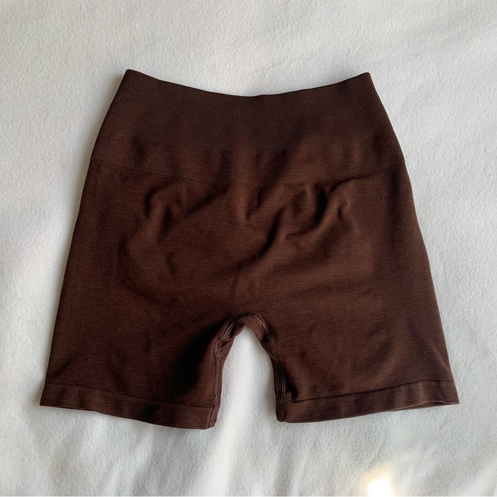 Alphalete Amplify Shorts